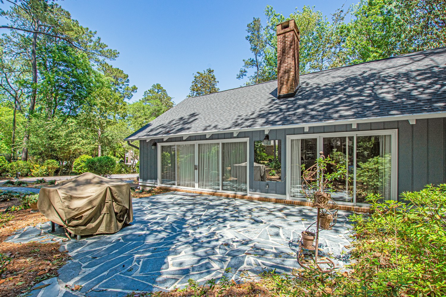 Summerville Retreat Dream Vacation